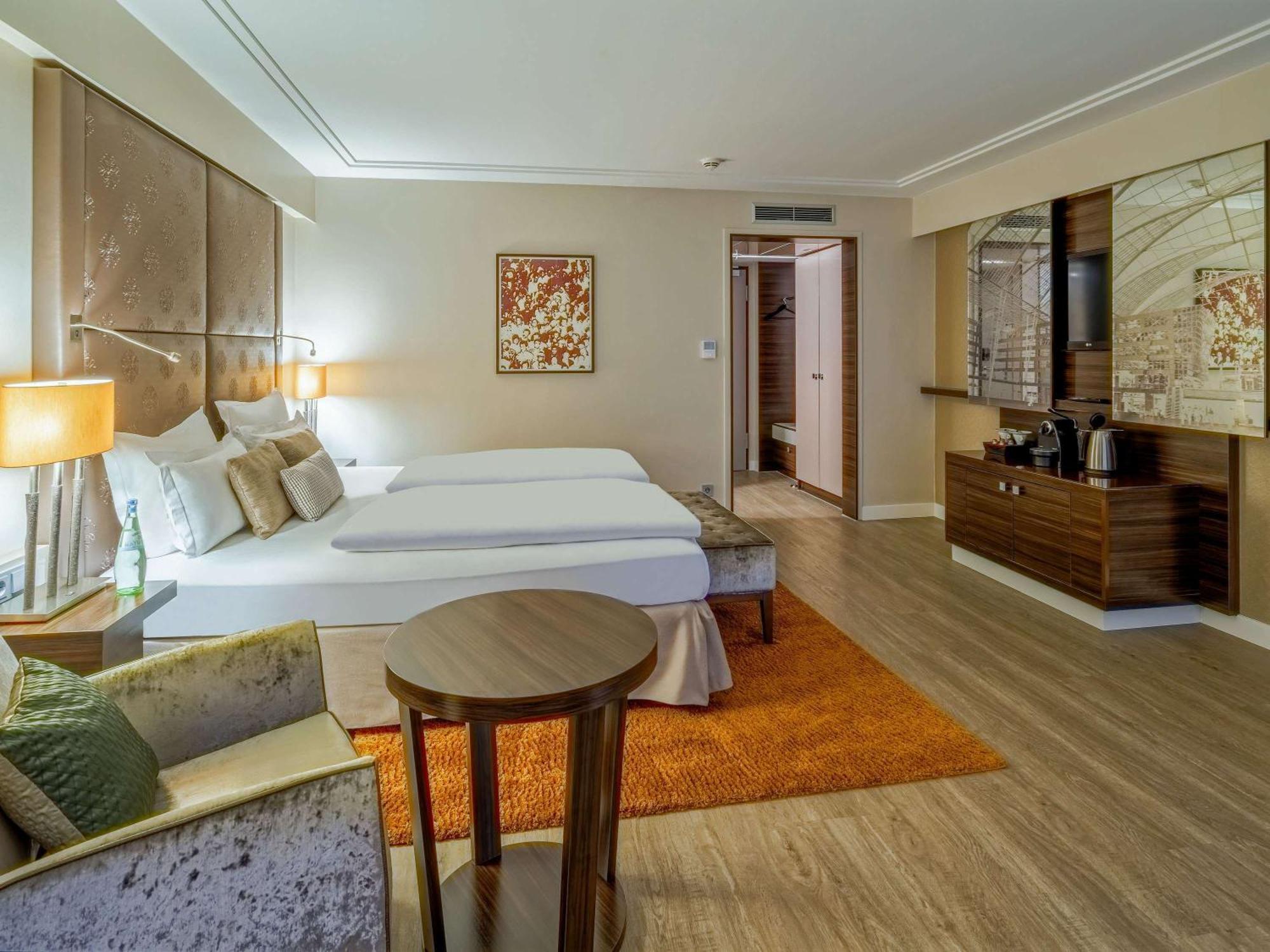 Pullman Hotel